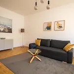 Διαμέρισμα Wunderschoen Gepflegter Altbau, Aufzug *