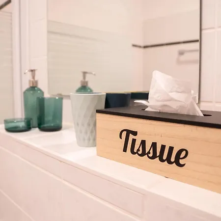 דירה Wunderschoen Gepflegter Altbau, Aufzug קמניץ