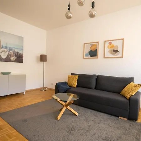 דירה Wunderschoen Gepflegter Altbau, Aufzug *