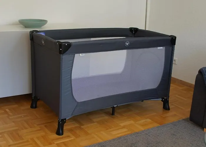 Wunderschoen Gepflegter Altbau, Aufzug *